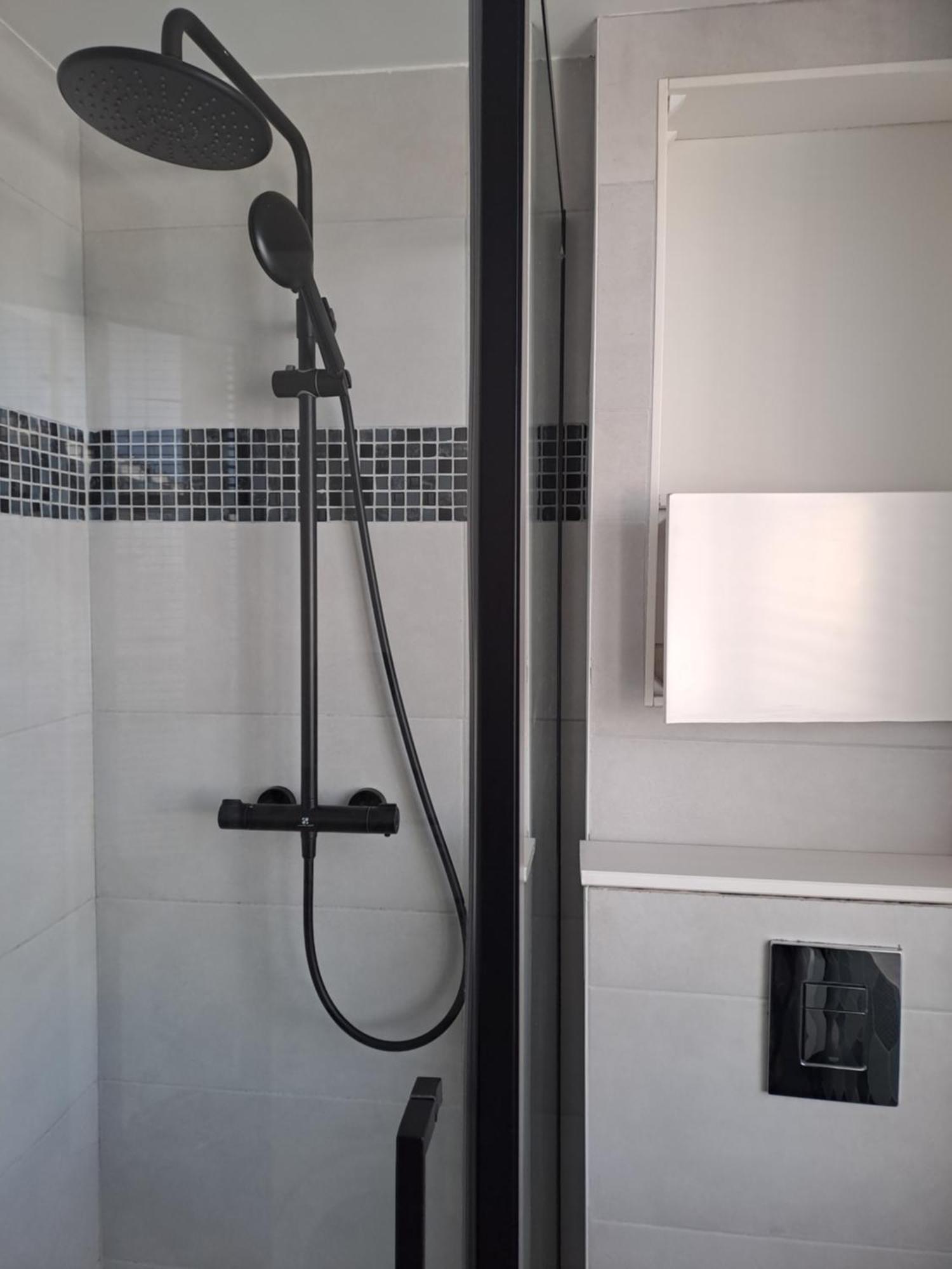 Appartement Tout Confort Lumineux Paris Exterior foto